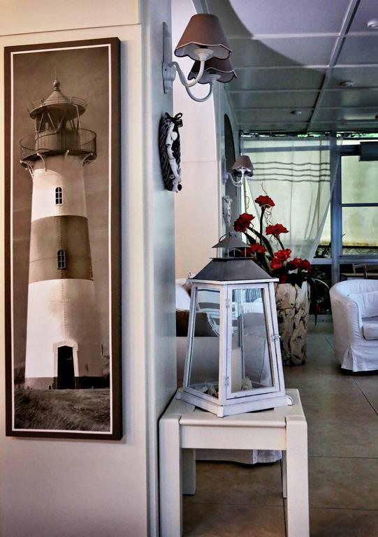Hotel Santiago Milano Marittima Exterior photo